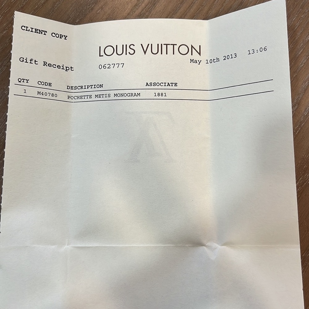 *SOLD* Louis Vuitton Pochette Metis Monogram - Picture 12 of 12